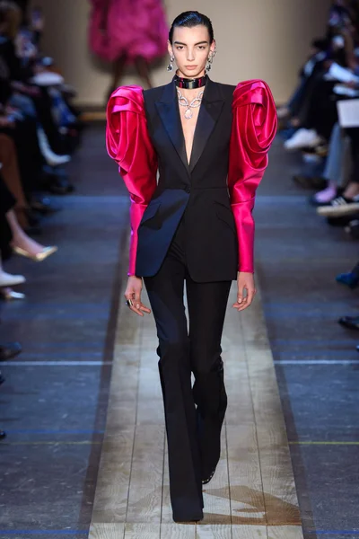 Look 38